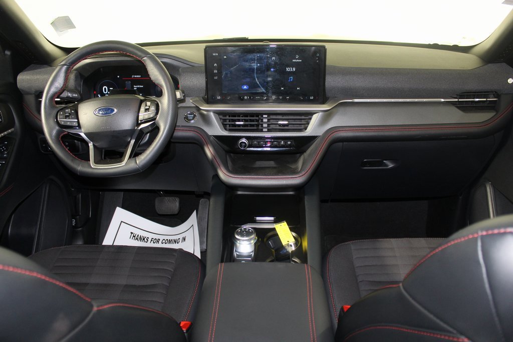 Certified 2025 Ford Explorer ST-Line w/ ST-Line Street Pack image 13