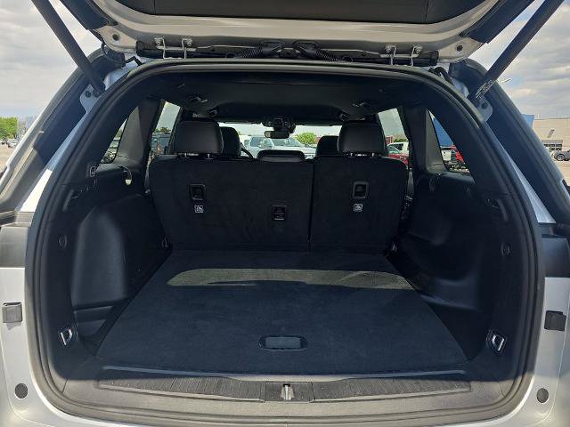 Used 2024 Jeep Grand Cherokee Limited AWD/4WD image 12