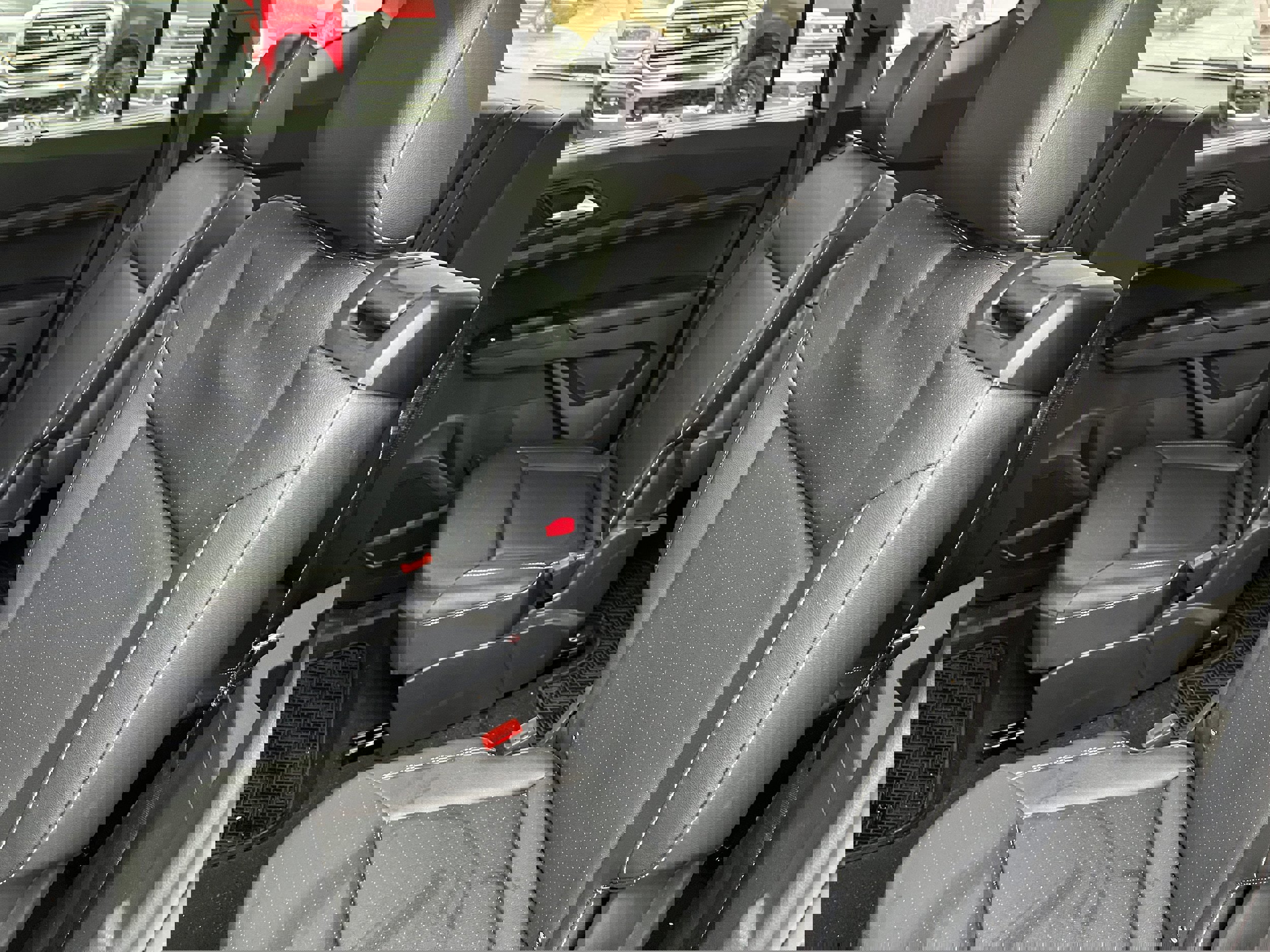 Used 2021 Volkswagen Atlas SE image 13