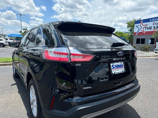 Certified 2024 Ford Edge SEL AWD/4WD image 3