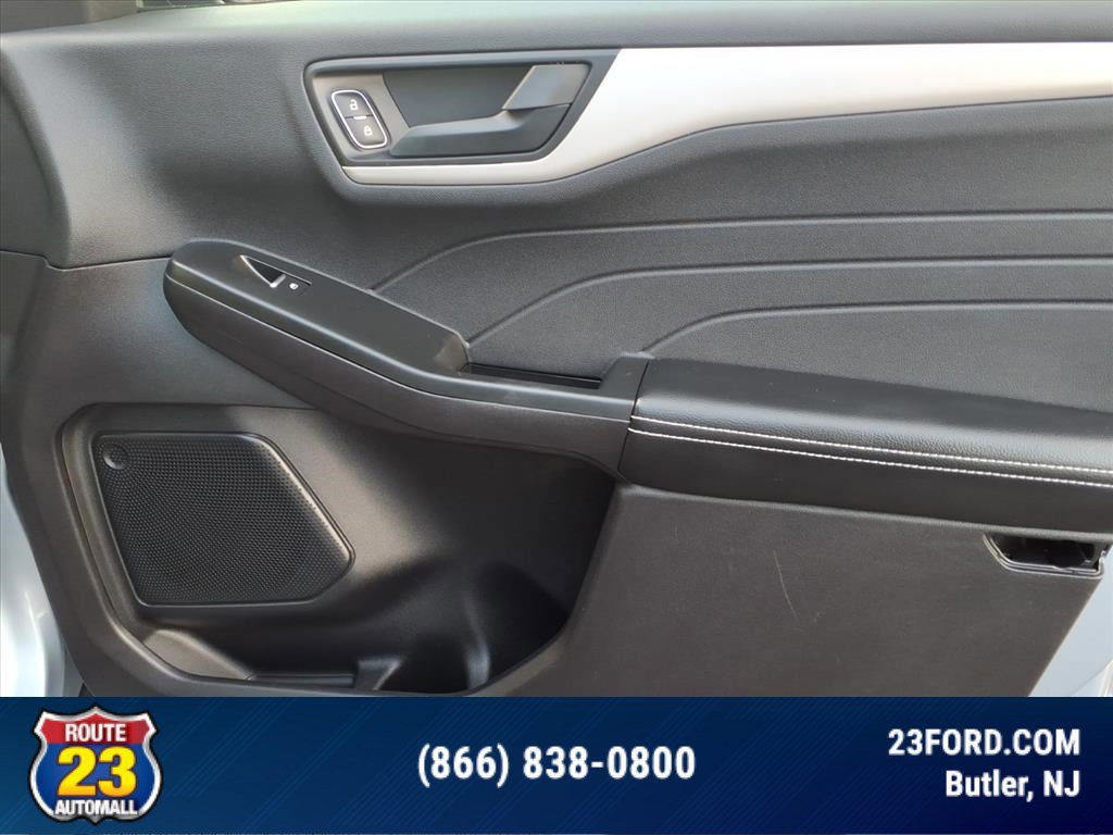 Certified 2022 Ford Escape SE w/ Convenience Package image 9