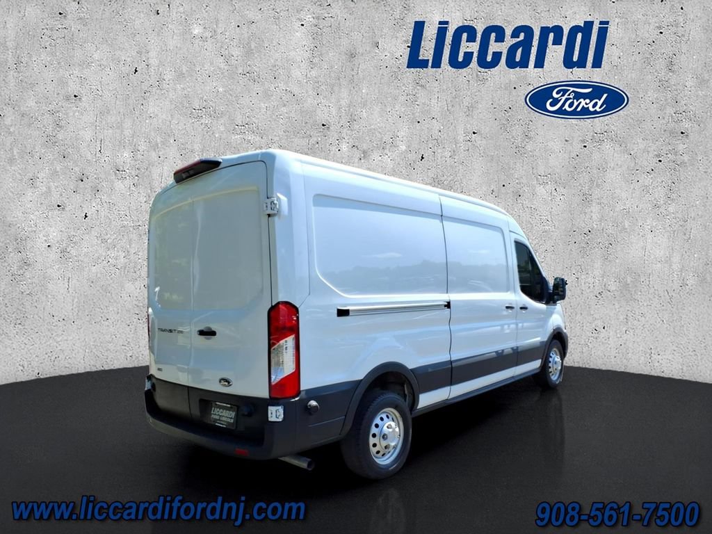 Certified 2024 Ford Transit 250 148 Medium Roof Extended AWD image 4