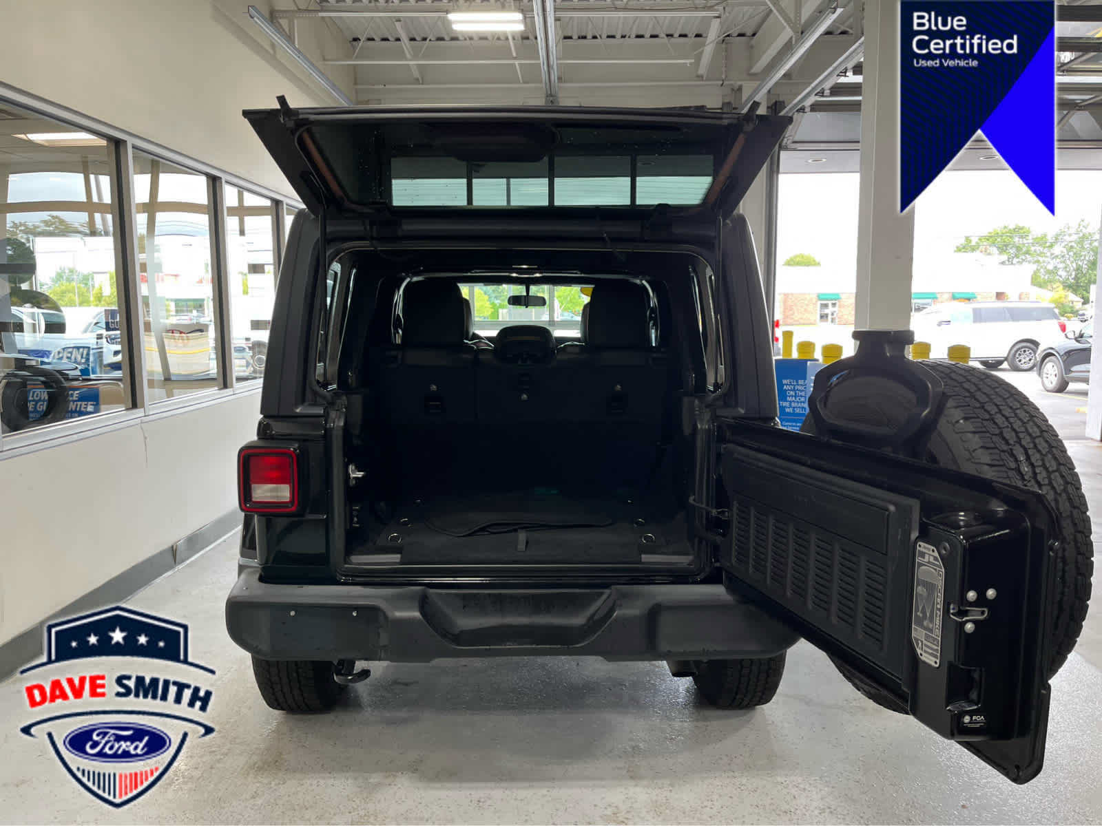 Used 2023 Jeep Wrangler Unlimited Sport AWD/4WD image 55