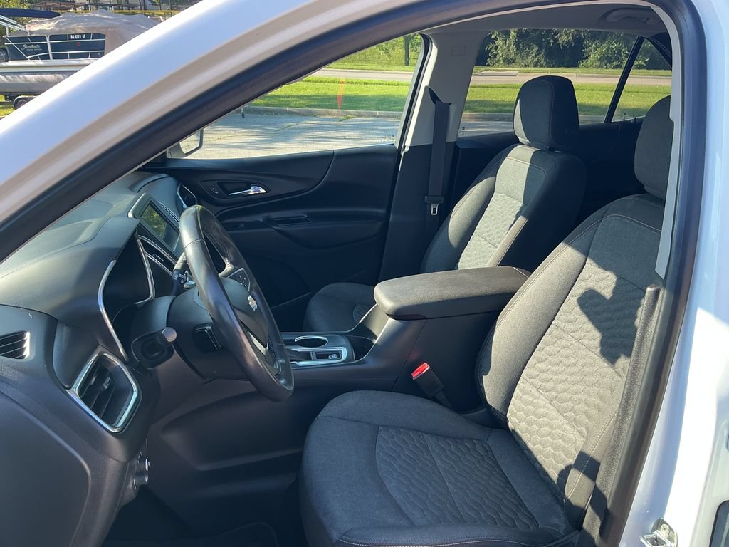 Used 2019 Chevrolet Equinox LT AWD/4WD image 18