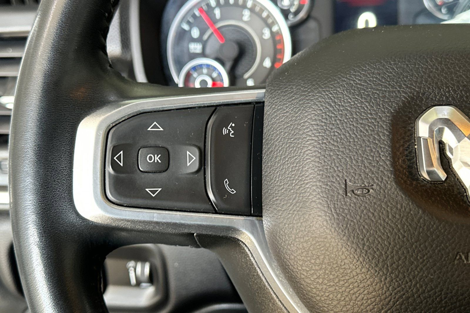 Used 2024 RAM 2500 Big Horn AWD/4WD image 24