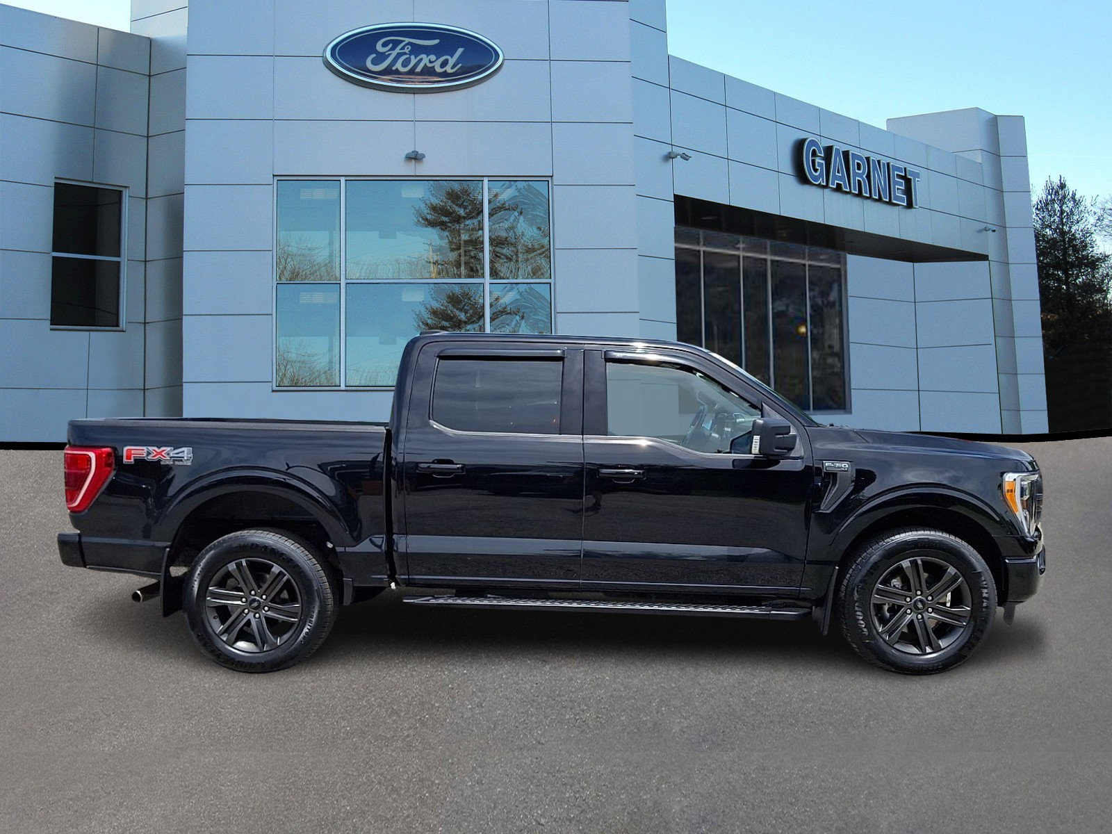 Certified 2022 Ford F150 XLT w/ Equipment Group 302A High AWD/4WD image 10