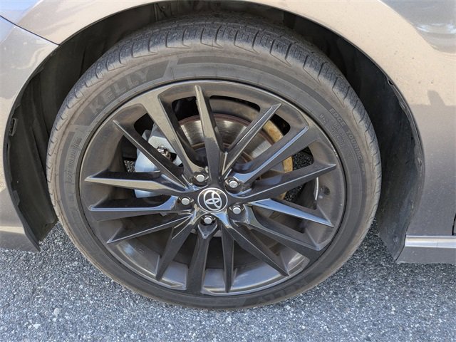 Used 2021 Toyota Camry XSE image 9
