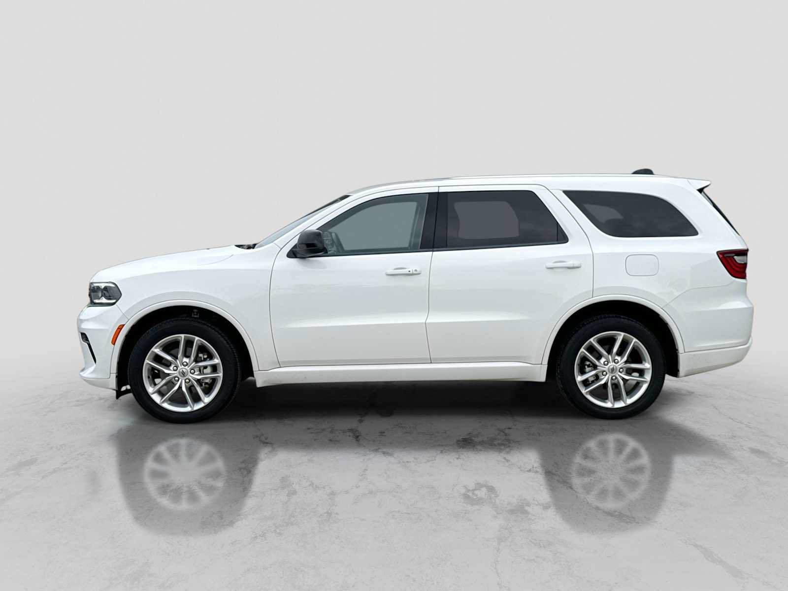 Used 2023 Dodge Durango GT AWD/4WD image 3