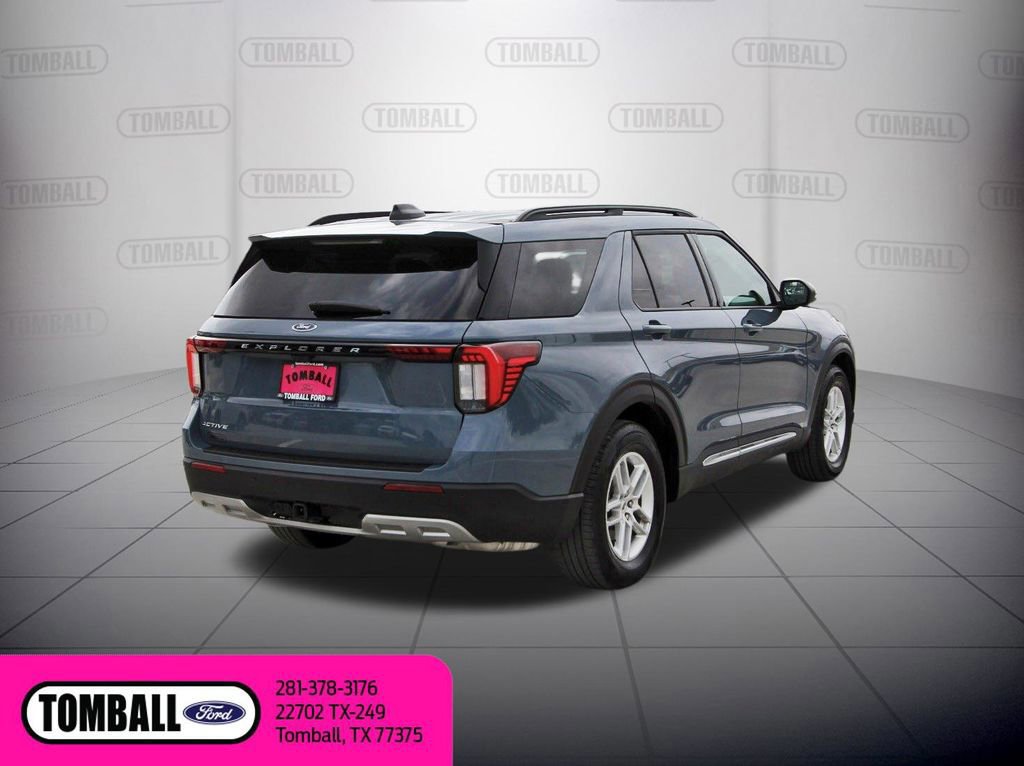 Certified 2025 Ford Explorer Active w/ Active Comfort Package image 5