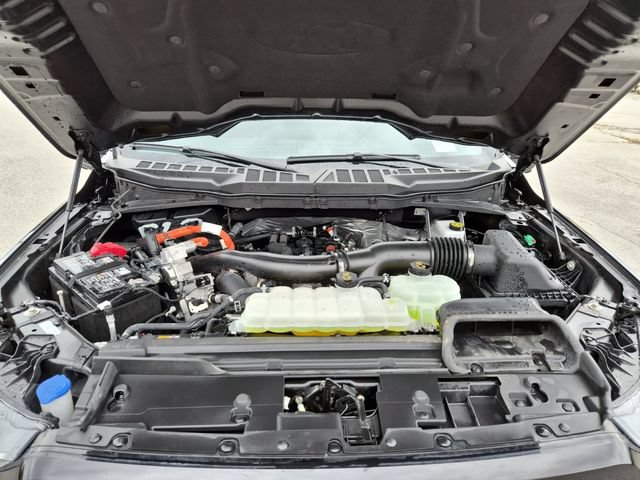 Certified 2025 Ford F150 Lariat AWD/4WD image 24