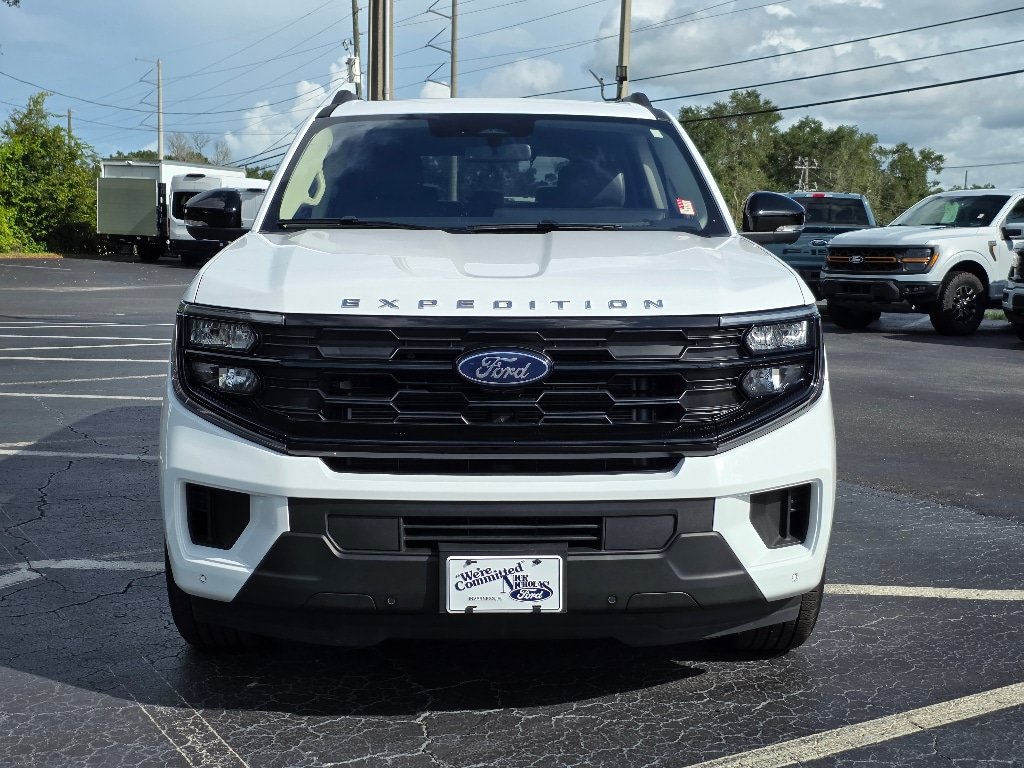 Certified 2025 Ford Expedition Active RWD image 10