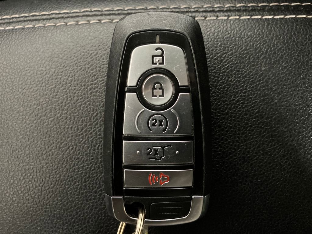 Certified 2024 Ford Escape SE image 33