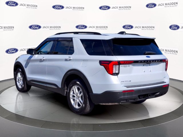 Certified 2025 Ford Explorer Active AWD/4WD image 3