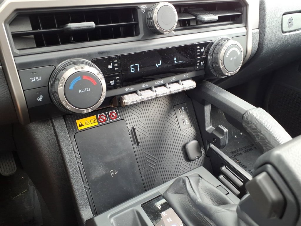 Used 2026 Toyota 4Runner TRD Off-Road Premium AWD/4WD image 12