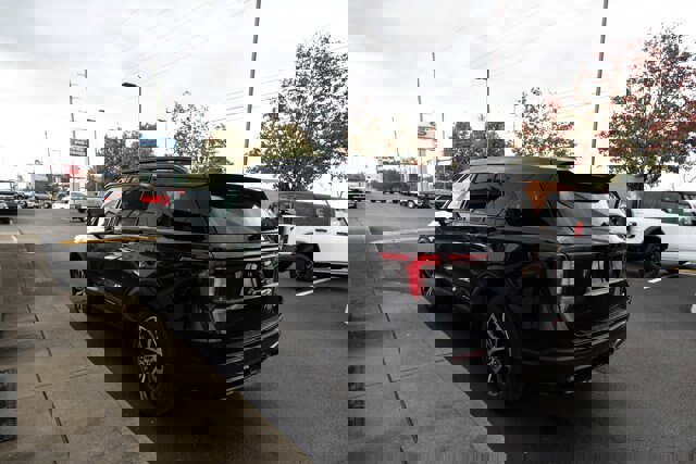 Certified 2025 Ford Explorer ST-Line image 2