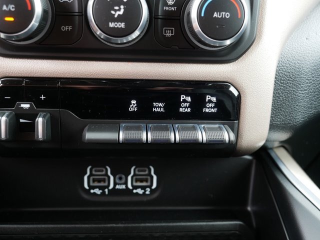 Used 2022 RAM 1500 Laramie AWD/4WD image 29