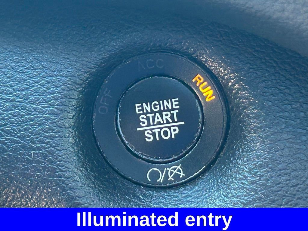 Used 2020 Jeep Cherokee Latitude Plus w/ Comfort/Convenience Group AWD/4WD image 43