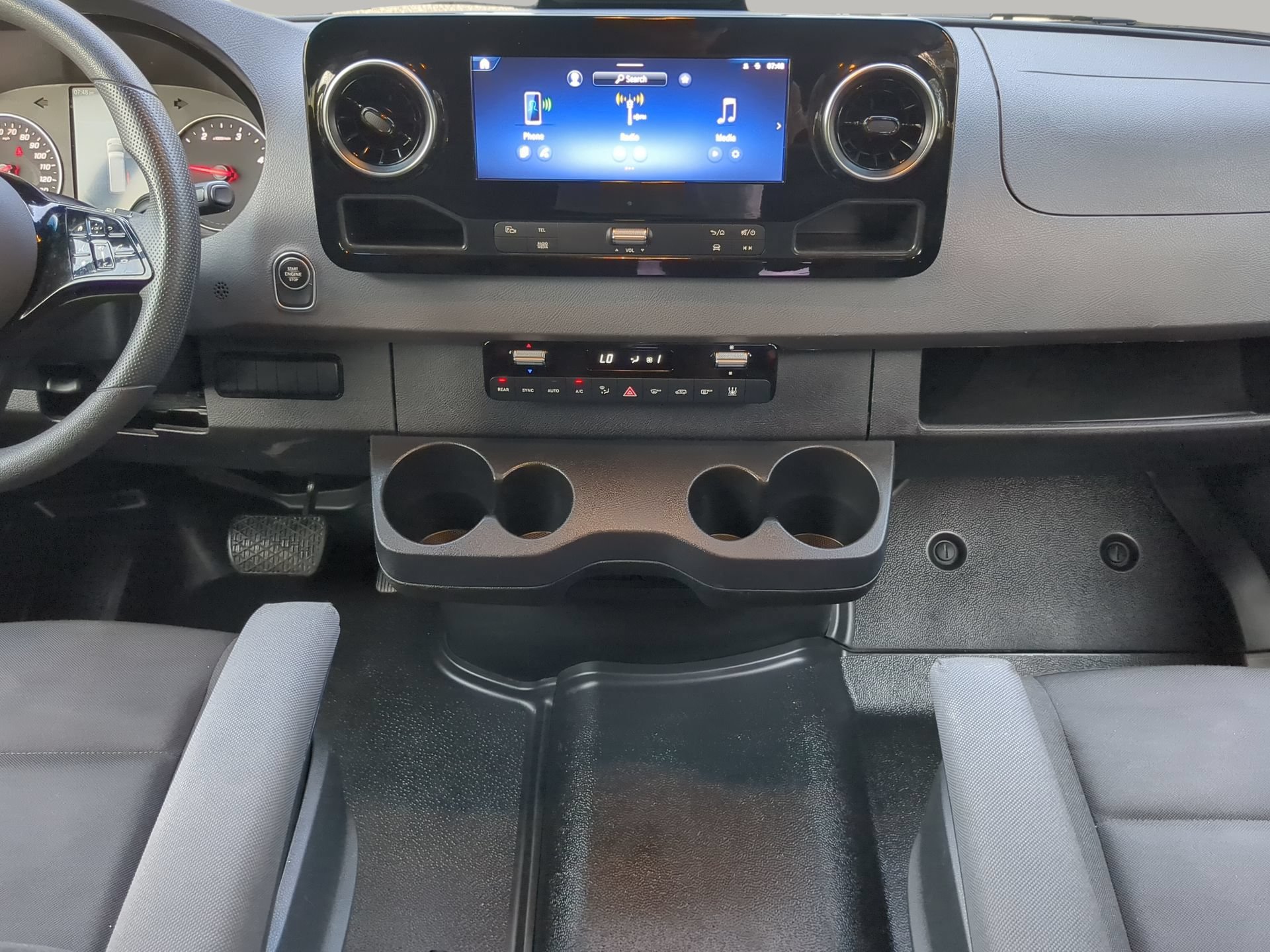Used 2025 Mercedes-Benz Sprinter 2500 image 51