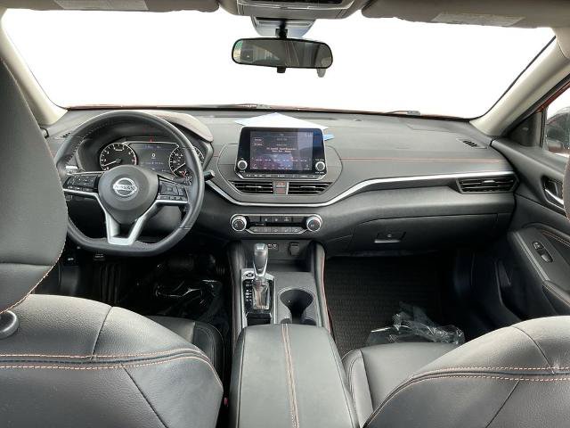 Used 2021 Nissan Altima 2.5 SR FWD image 12