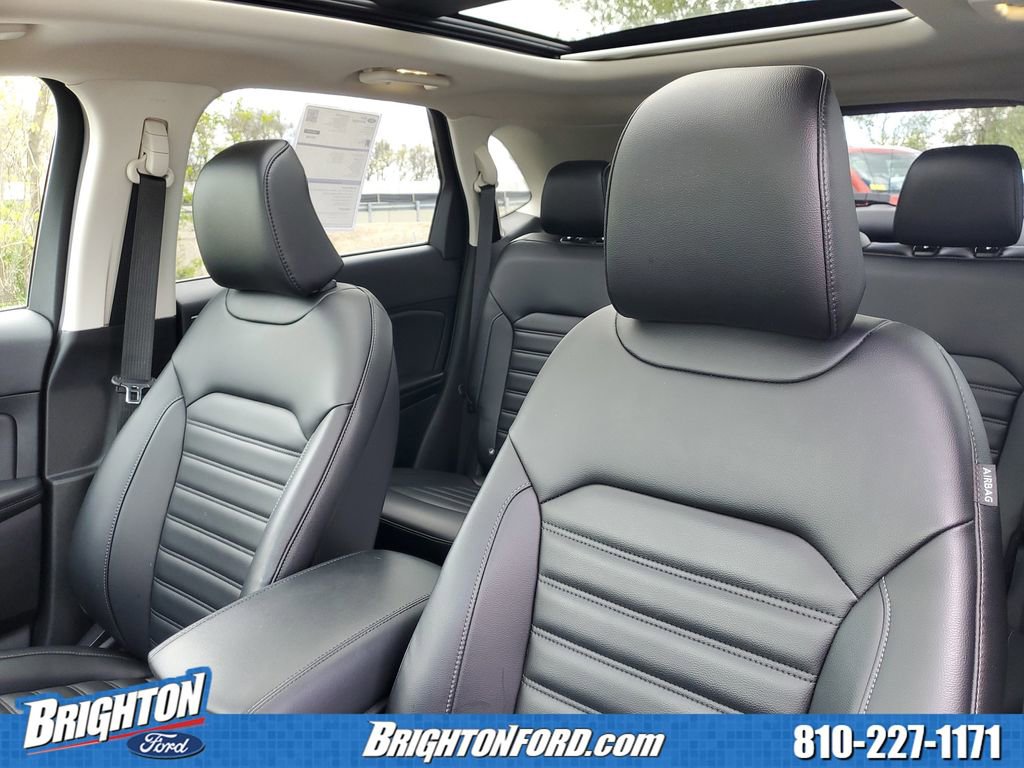Certified 2024 Ford Edge SEL w/ Convenience Package AWD/4WD image 12