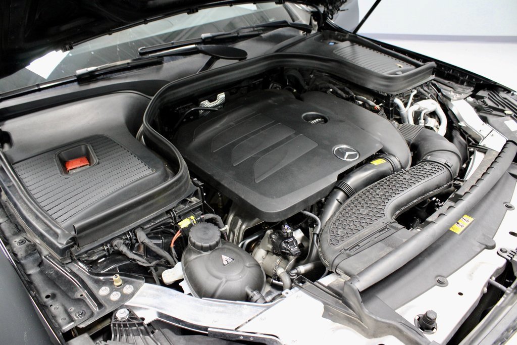 Used 2022 Mercedes-Benz GLC 300 4MATIC image 18