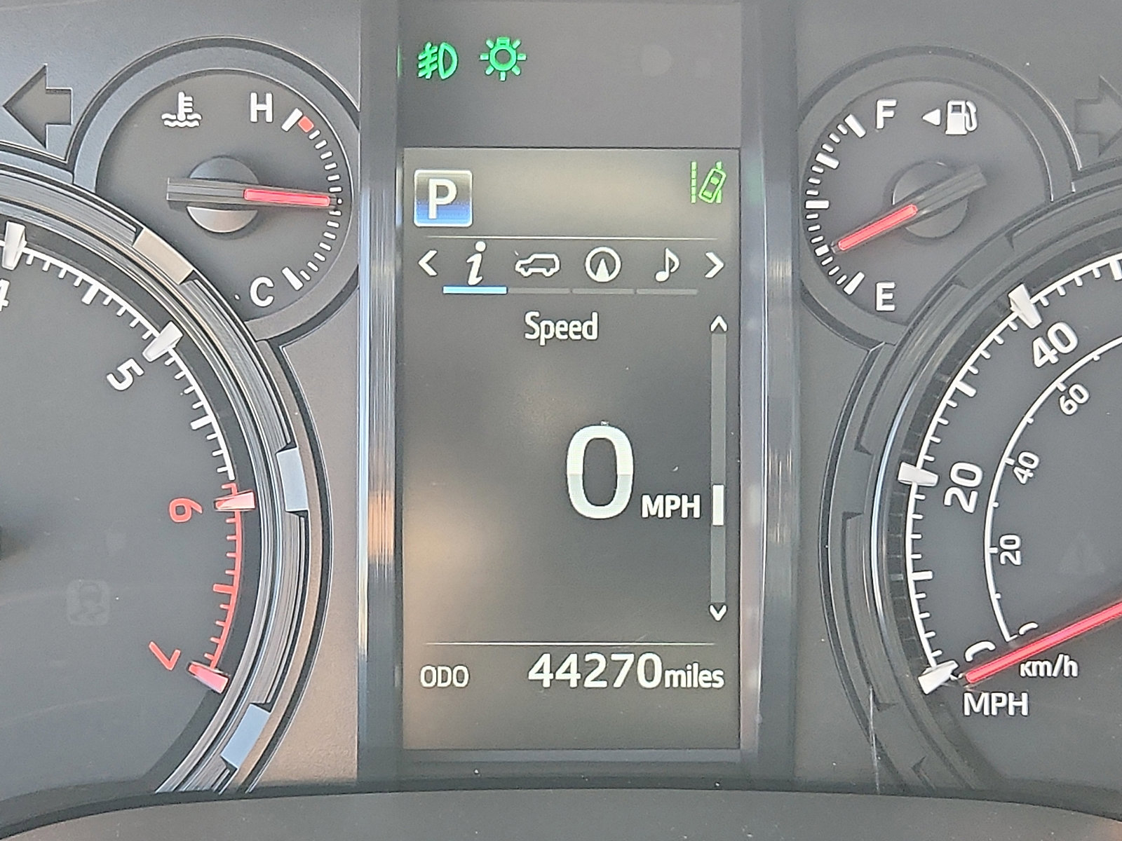 Used 2023 Toyota 4Runner SR5 Premium w/ Moonroof Package image 10