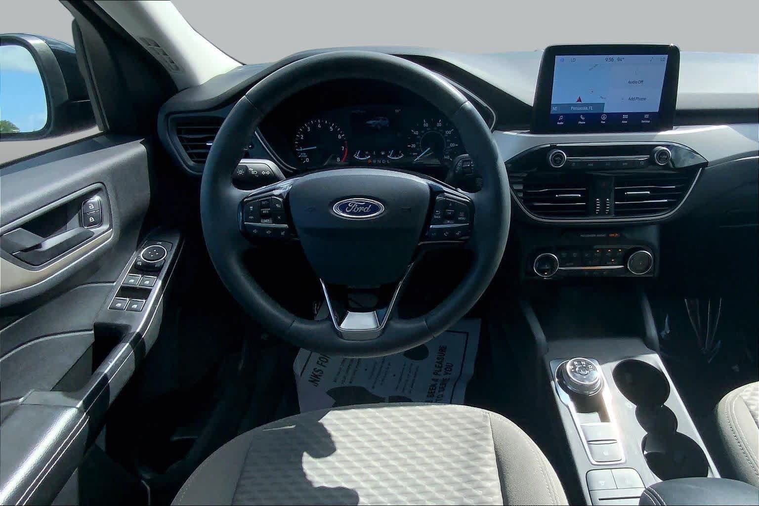 Certified 2022 Ford Escape SE w/ SE Sport Appearance Package FWD image 6