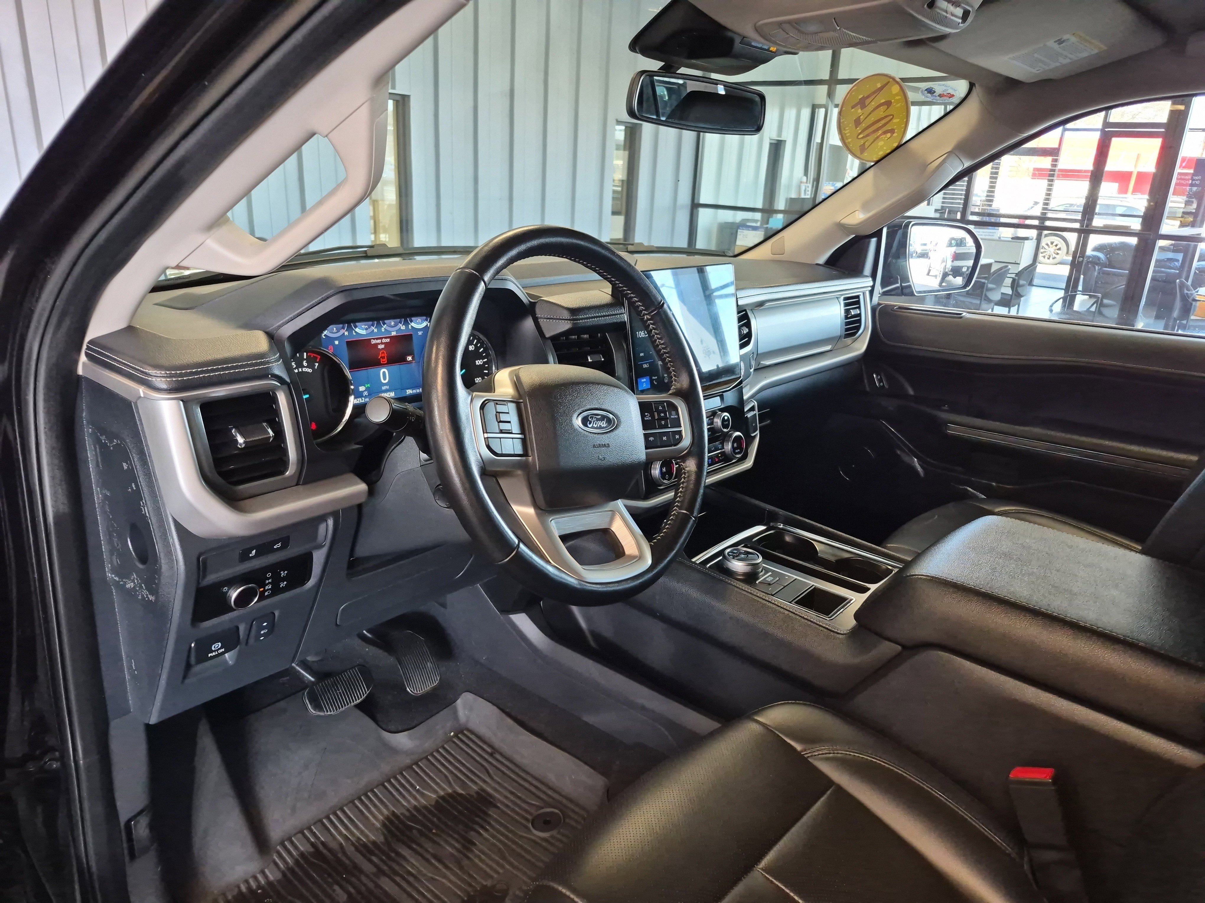 Certified 2024 Ford Expedition XLT image 12