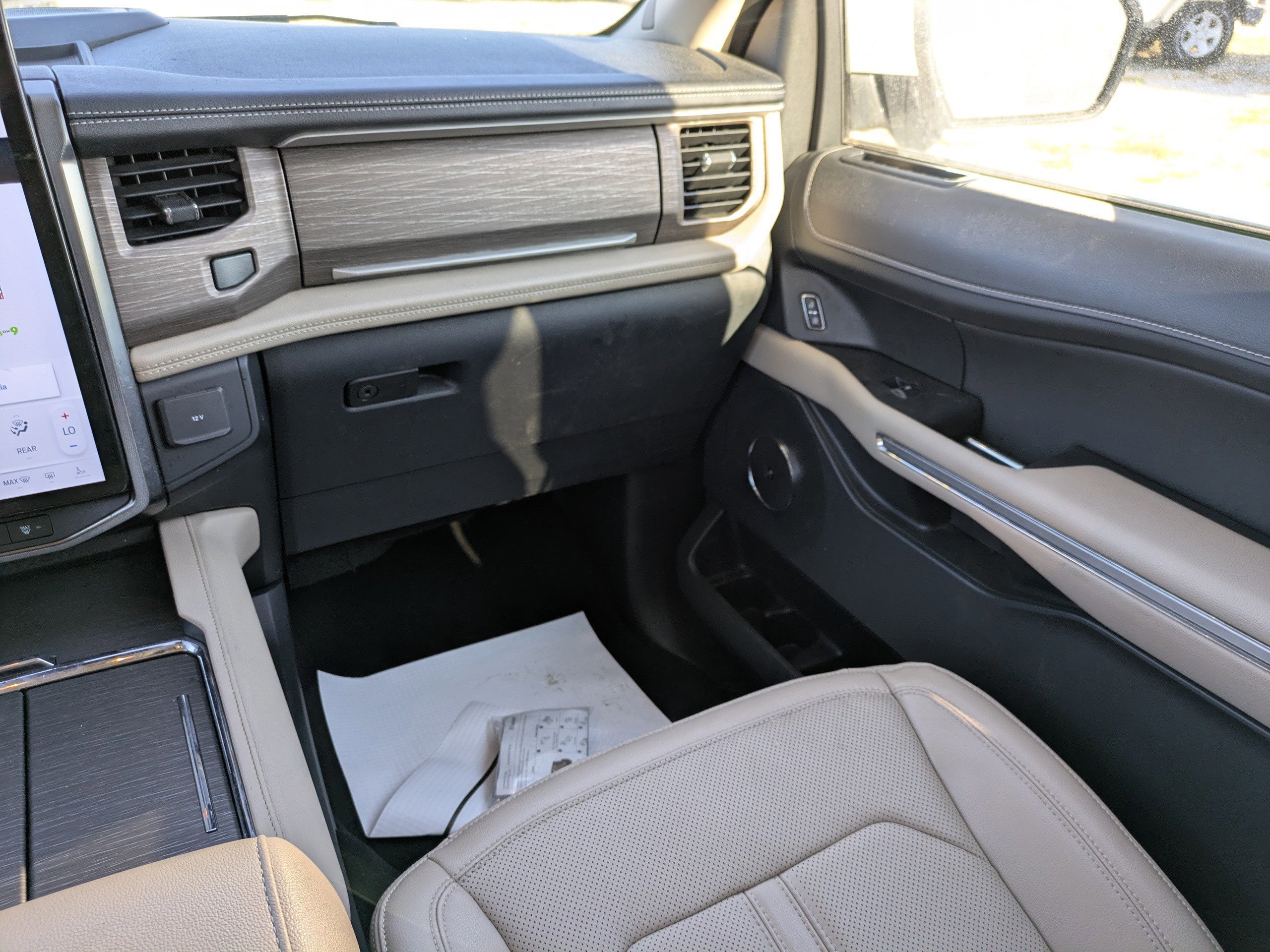 Certified 2023 Ford Expedition Max Limited image 16