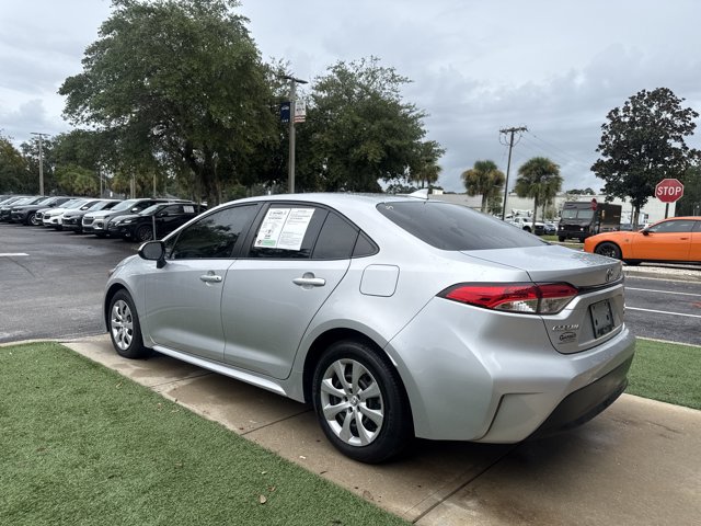 Used 2023 Toyota Corolla LE FWD image 7