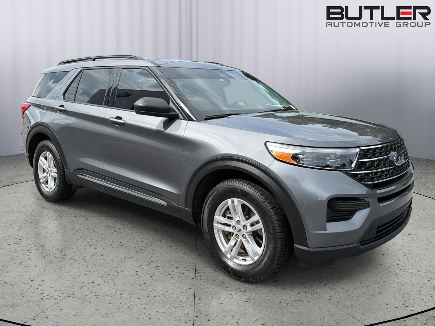 Certified 2023 Ford Explorer XLT RWD image 8