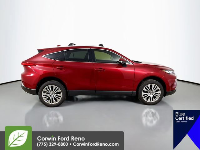 Used 2022 Toyota Venza Limited image 7