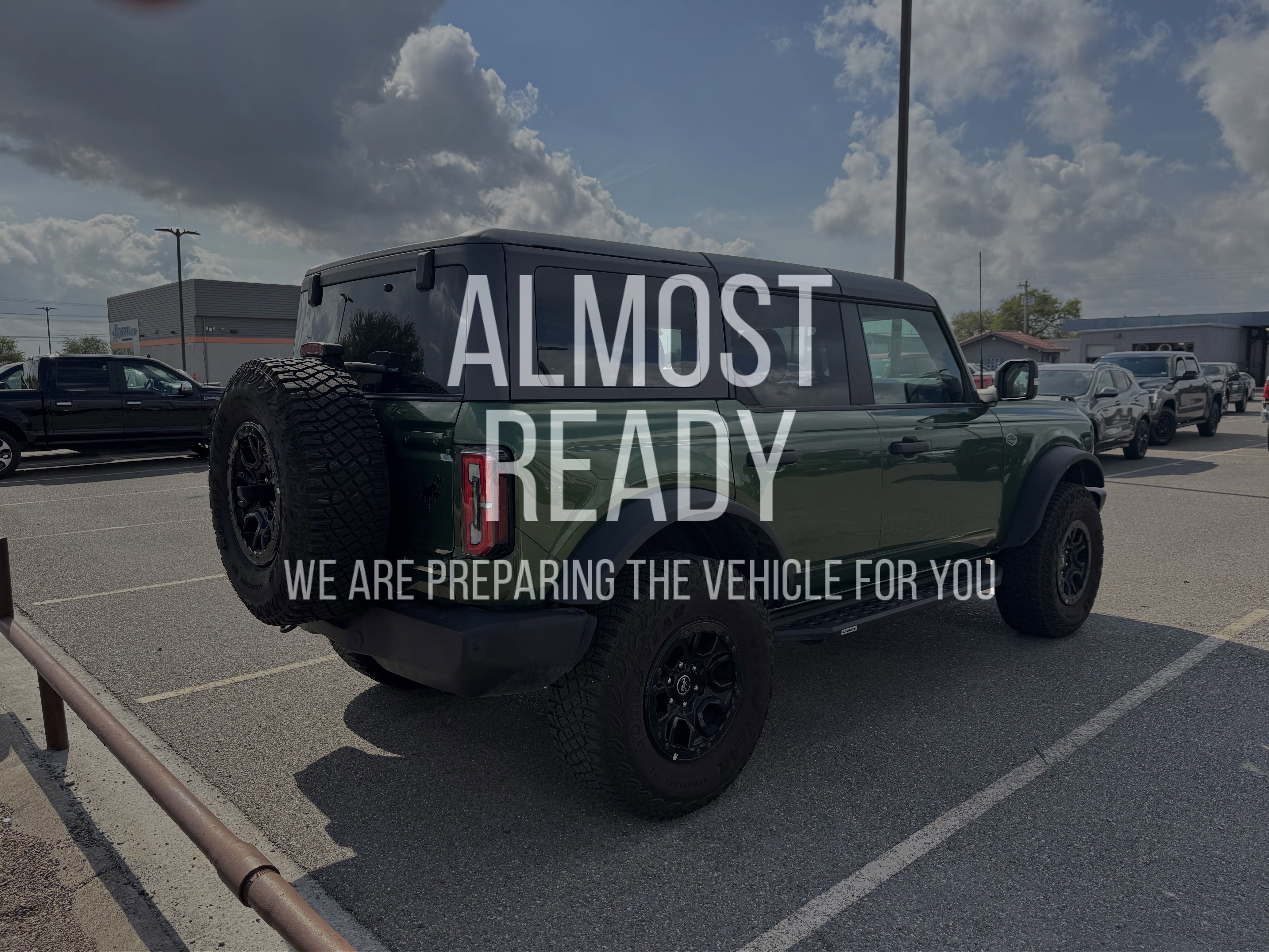 Certified 2023 Ford Bronco Wildtrak image 3