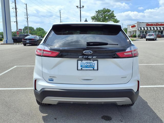 Certified 2024 Ford Edge SEL w/ Convenience Package AWD/4WD image 4