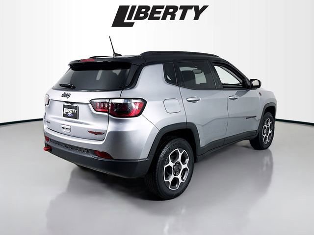 Used 2022 Jeep Compass Trailhawk w/ Sun and Sound Group AWD/4WD image 7