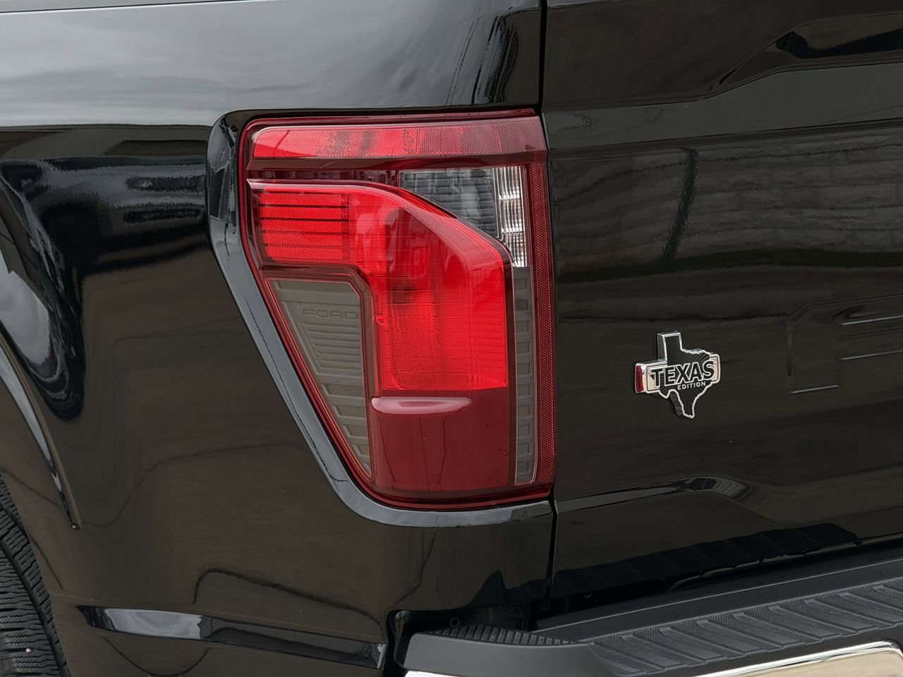 Certified 2024 Ford F150 XLT RWD image 8