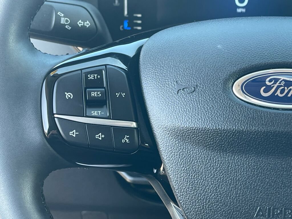 Certified 2023 Ford Escape Active AWD/4WD image 16