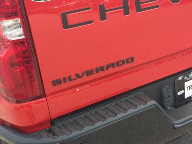 Used 2022 Chevrolet Silverado 2500 Custom w/ Custom Value Package AWD/4WD image 28
