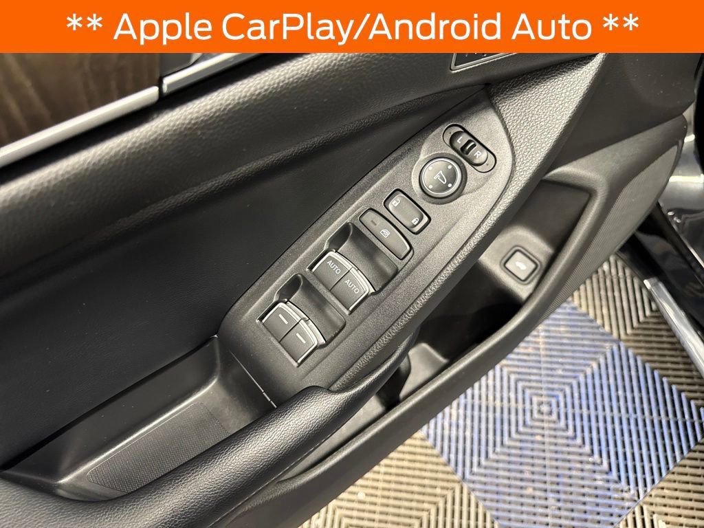 Used 2018 Honda Accord Touring image 15