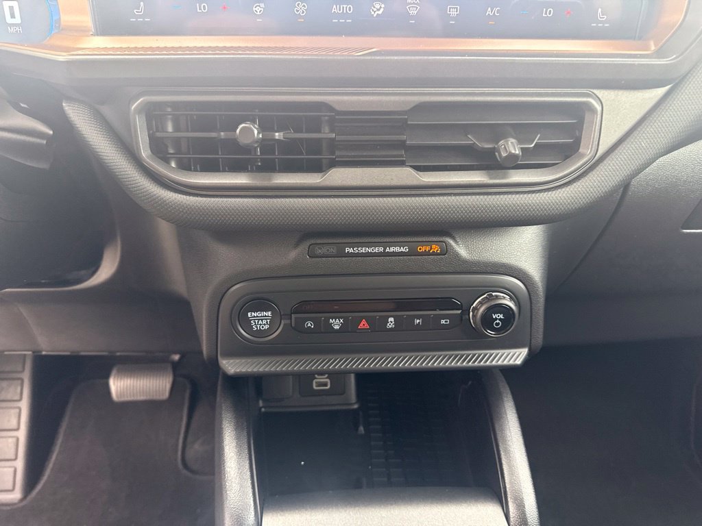 Certified 2025 Ford Bronco Sport Outer Banks w/ Outer Banks Tech Package+ AWD/4WD image 25