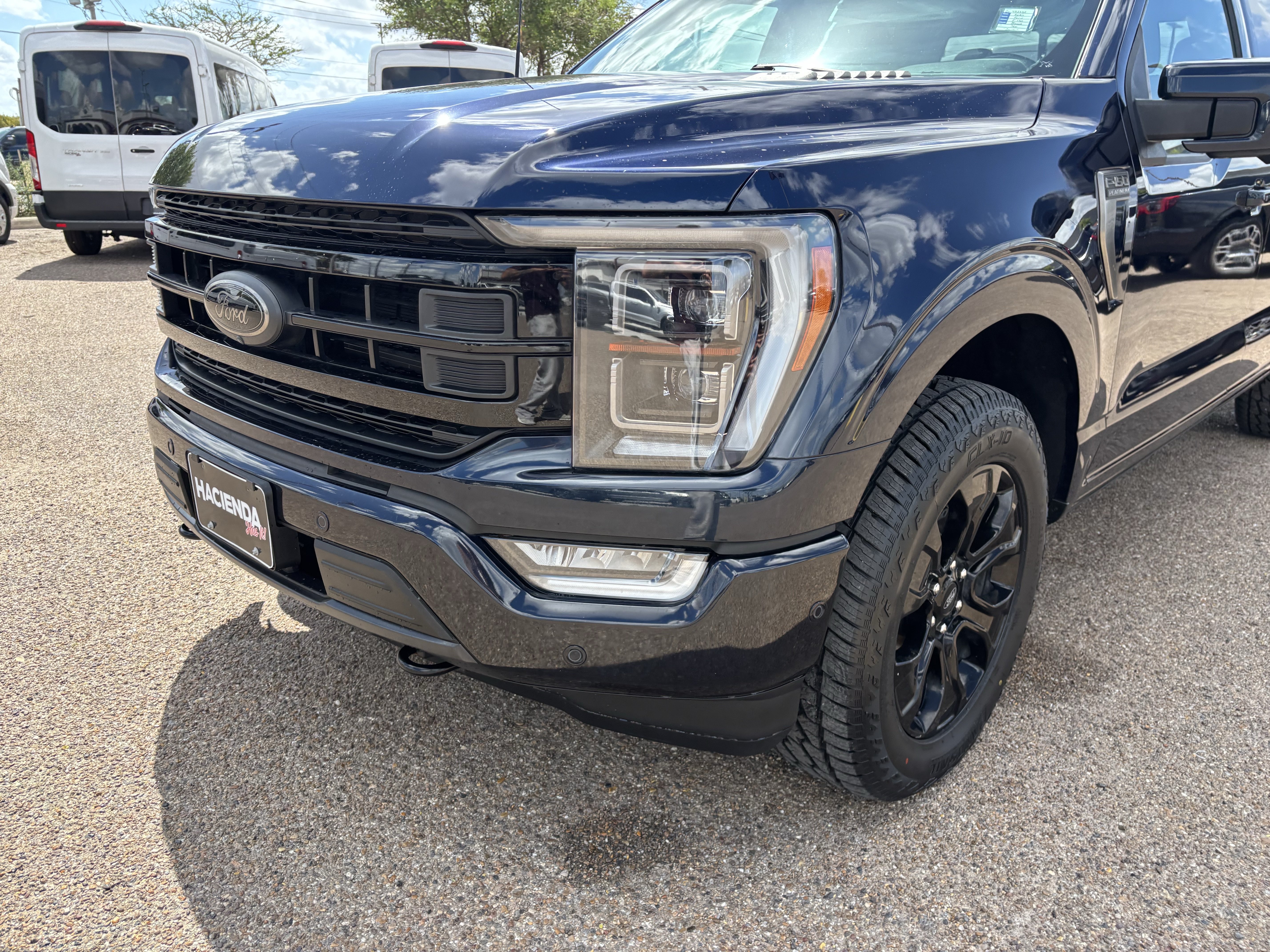 Certified 2023 Ford F150 Platinum w/ Equipment Group 701A High AWD/4WD image 7