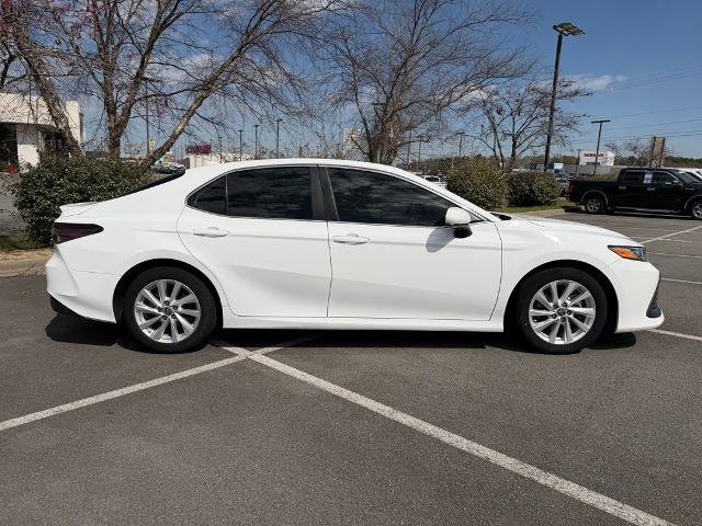 Used 2023 Toyota Camry LE image 6