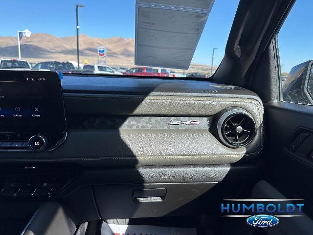 Used 2024 Chevrolet Colorado ZR2 w/ Technology Package AWD/4WD image 25