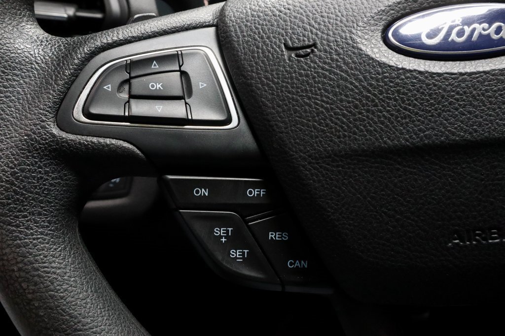 Certified 2017 Ford Escape SE image 27