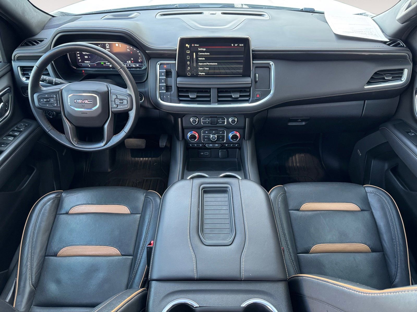 Used 2022 GMC Yukon XL AT4 image 10