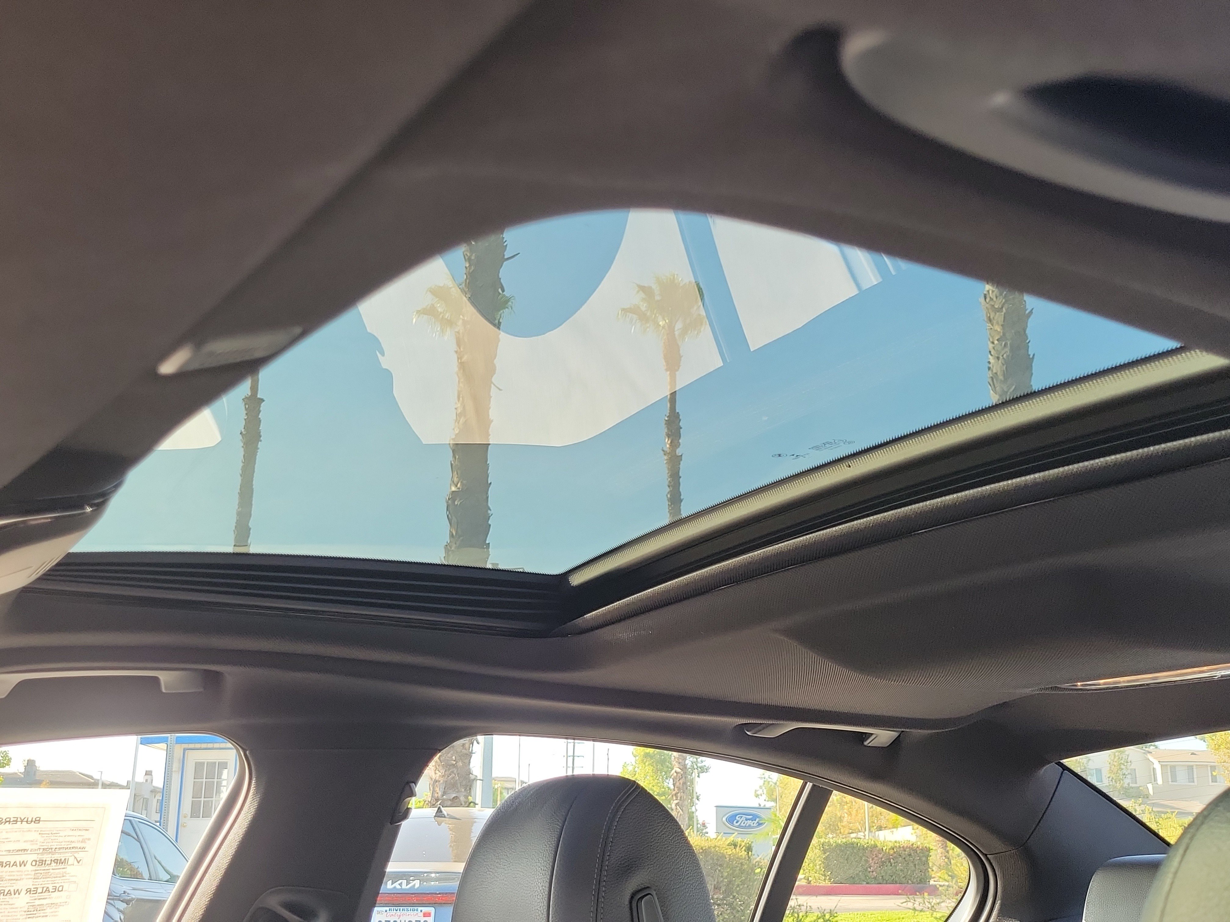 Used 2019 BMW 530e w/ Convenience Package RWD image 10