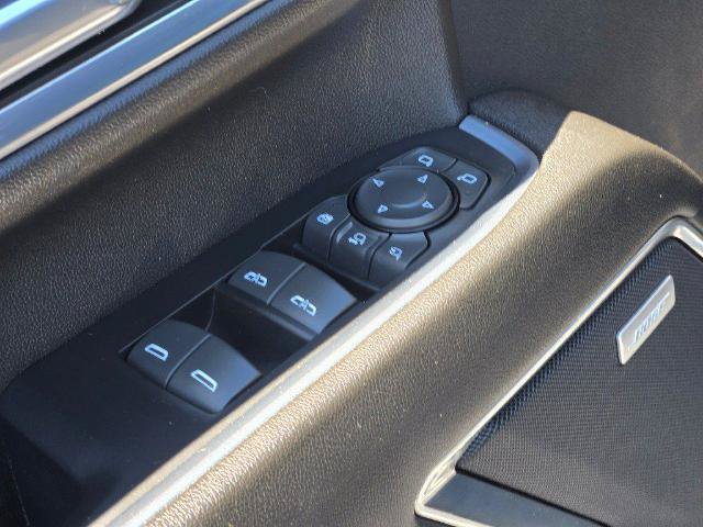 Used 2024 GMC Sierra 2500 SLT w/ SLT Premium Package AWD/4WD image 25