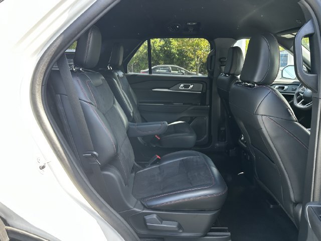 Certified 2025 Ford Explorer ST AWD/4WD image 37