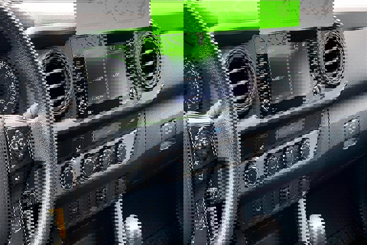 Used 2021 Toyota Tacoma SR AWD/4WD image 6