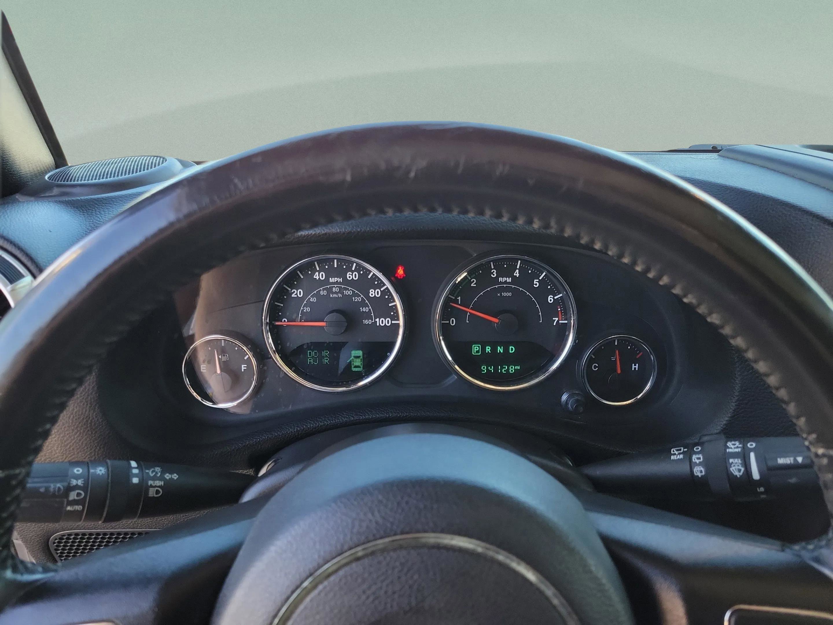 Used 2017 Jeep Wrangler Unlimited Sahara w/ Max Tow Package image 10